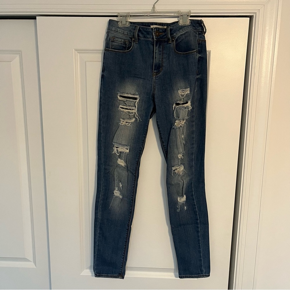 Bullhead | Rip Jeans